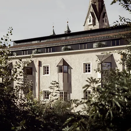 Adler Historic Guesthouse-3